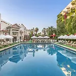 Club Sera 5*