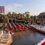 Club Sera 5*