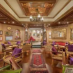 Hotell Club Sera 5*